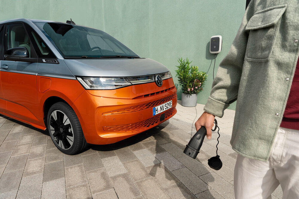 DIV-vw-multivan-hybrid